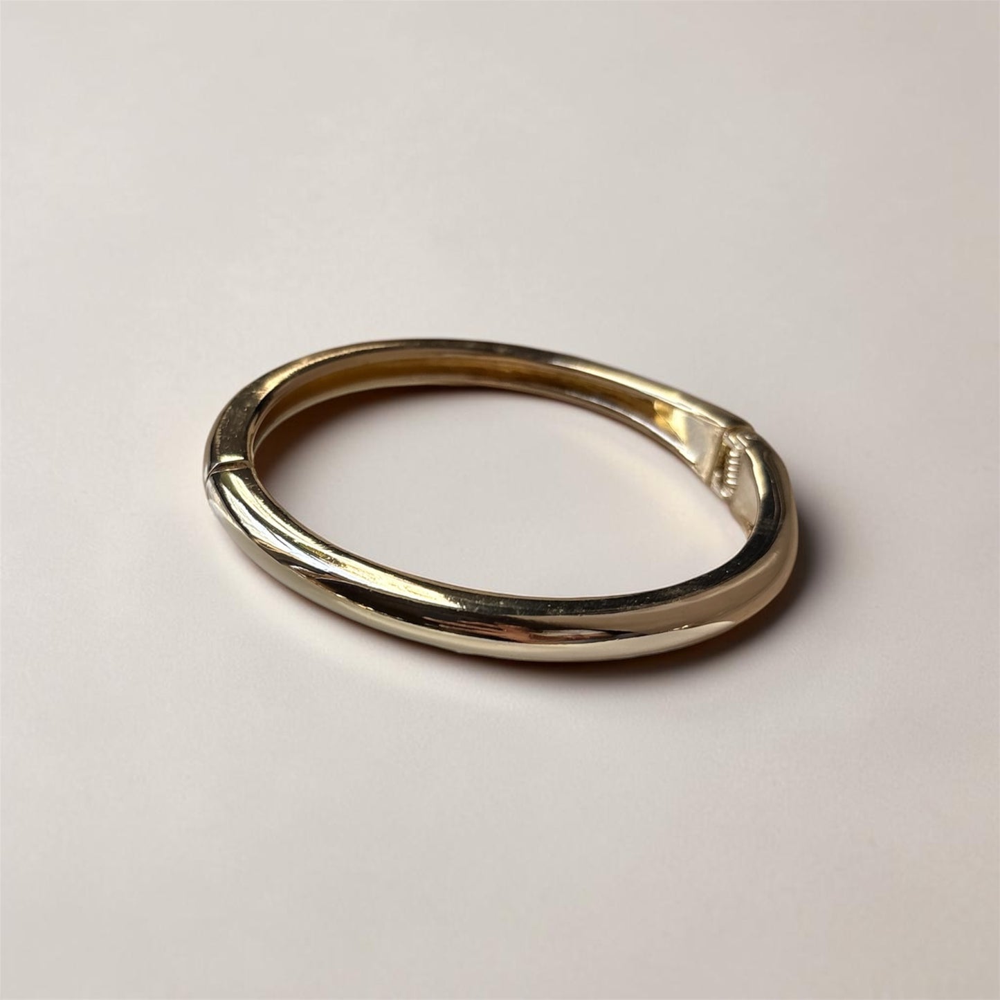 Slim Smooth Bangle