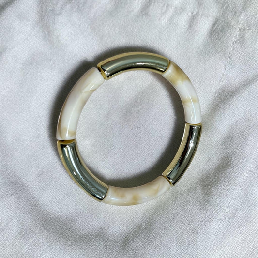 Retro Thin Ivory Resin Bracelet
