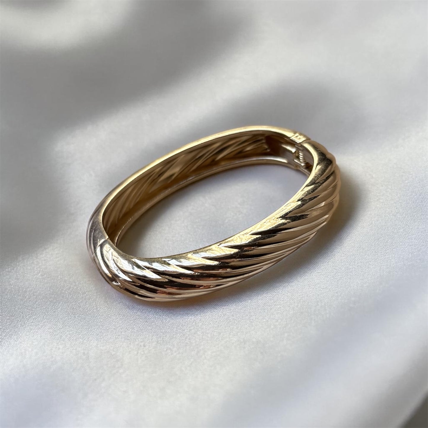Fine Twisted Rope Bangle