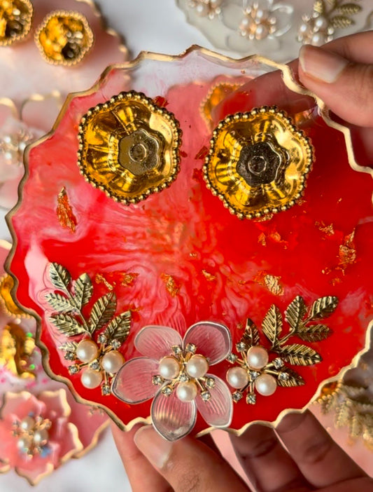 Lal Gulabi Thali